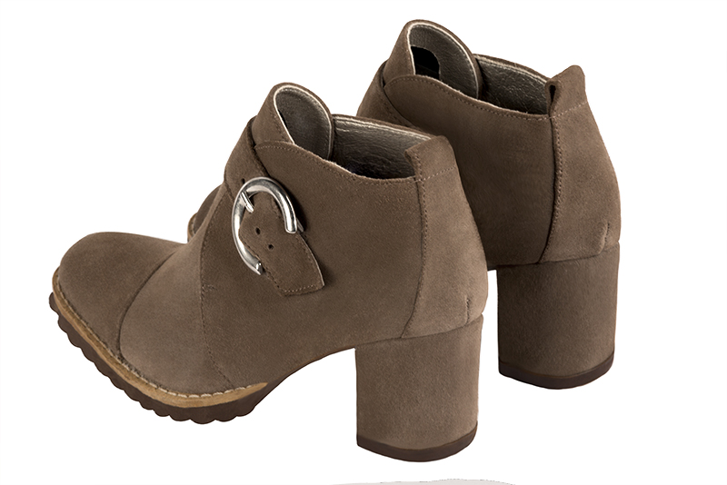 Chocolate brown women's ankle boots with buckles at the front. Round toe. Medium block heels. Rear view - Florence KOOIJMAN